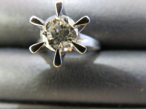 とて素敵なダイヤモンドのリングです。