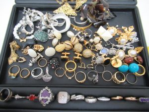 出張買取なら松山市の大吉松山久万ノ台店にお任せ下さい