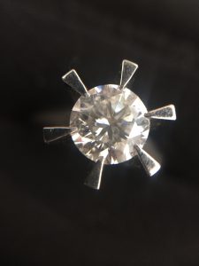 大吉鶴見店はダイヤモンドのリングをお買取りしています。