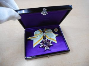 勲章・微章　勲六等瑞寶章