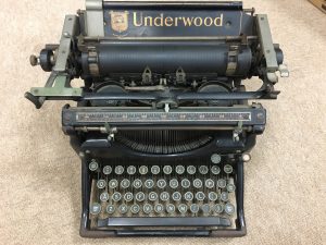 三田市のお客様よりタイプライターを買取いたしました!