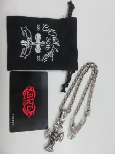 ビルウォルレザーマリブクロスネックレス