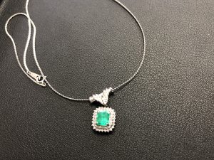 エメラルド買い取りました！買取専門店大吉八戸店です！！