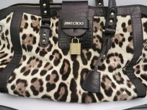 大吉大船店、ジミーチュウを買取りました。