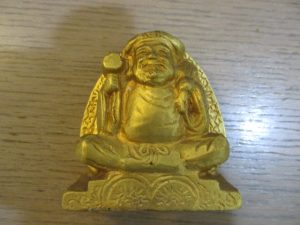 大吉 武蔵小金井店 純金　置物の画像です。