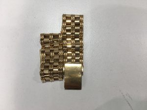 金の時計のベルトを買取させて頂いた大吉伊勢ララパーク店です!