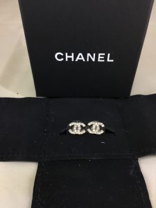 シャネルのお買取りなら天神橋筋商店街の大吉へ