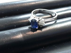 宝石の付いたアクセサリーのお買取なら買取専門店大吉二子玉川店にお任せください。