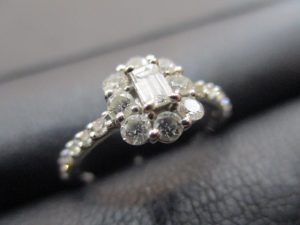 ダイヤモンドのお買取りは大吉松江店にお任せください♪