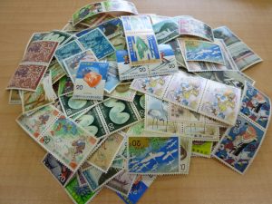 バラバラになった切手のお買取りも、買取専門店大吉ゆめタウン中津店でどうぞ!