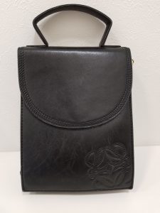 昔のLOEWE(ロエベ)買い取ります!イズミヤ西神戸店