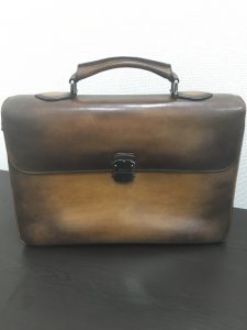 神戸市北区のお客様よりベルルッティを買取いたしました!