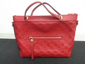 フラワータウンのお客様よりルイヴィトンを買取いたしました！