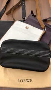 ロエベの買取は大吉松山久万ノ台店です。