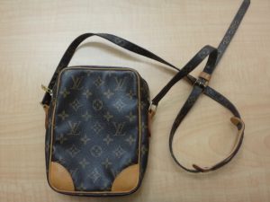 大吉調布店で買取したヴィトン(LV)