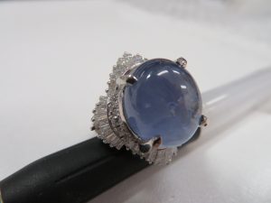 大きなスターサファイヤのリングをお買取りさせて頂きました。