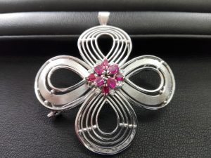 貴金属、お買取り強化中!!使わなくなった貴金属は買取専門店大吉八戸店へ!!