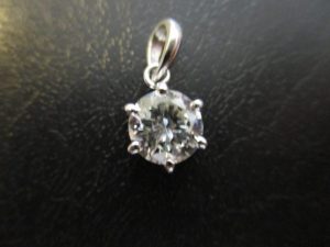 大吉 武蔵小金井店 1キャラットダイヤモンドの画像です。