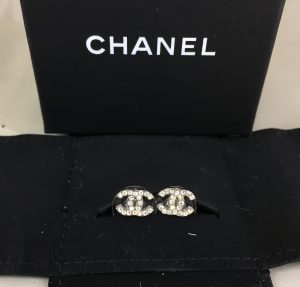 ココマーク ピアスのお買取りなら天神橋筋商店街の大吉へ