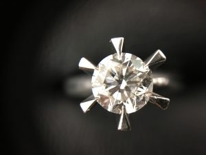 ダイヤを買取させて頂いた大吉えるむプラザ三田店です！