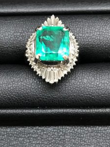 6カラットエメラルドリングをお買取りさせて頂きました、大吉松山久万ノ台店です。