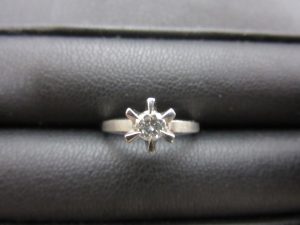 ダイヤモンドの買取に力を入れております！大吉羽曳野店です！！