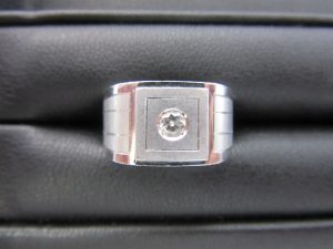 小さなダイヤモンドでもお値段お付け致します!買取専門店 大吉羽曳野店