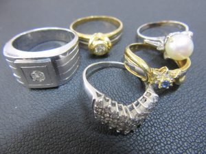 貴金属を売るなら今です！高価買取の大吉羽曳野店でお売りください！