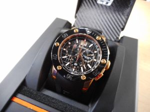 EDOX・エドックス CLASS1 クロノオフショア ビッグデイト クロノグラフ