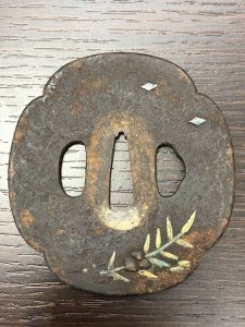 刀の鍔をお買取りいたしました!! 大吉 聖蹟桜ヶ丘オーパ店です。