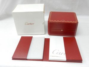 カルティエの時計高価買取しております、大吉松山久万ノ台店です。