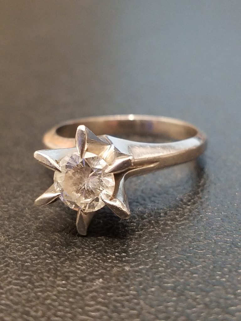 ダイヤモンド高価買取致します!!買取専門店大吉イオンタウン宇多津店(香川県)