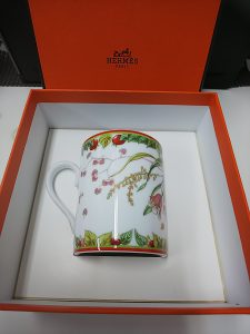 勿体なくて使えなかった・・・【ブランド食器】は、大吉長崎屋小樽店へ！