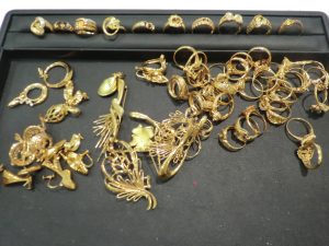 金の買取なら大吉伊勢ララパーク店へお任せください!