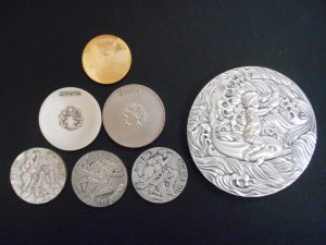 メダルの買取も大吉イオンスタイル大津京店へ!