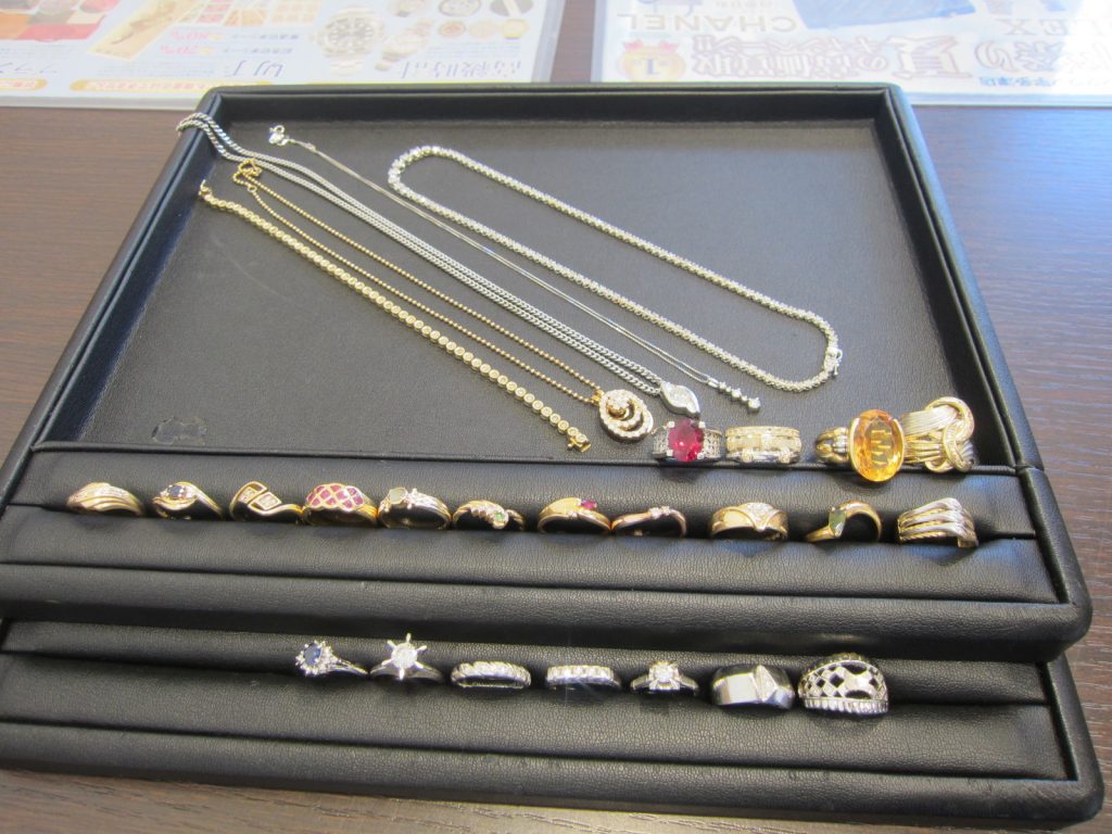 宝石買い取り