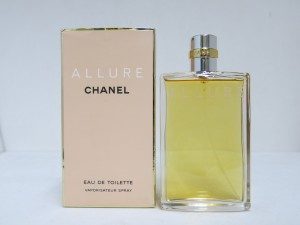 シャネルのお買取りに自信があります、大吉松山久万ノ台店にお任せください！