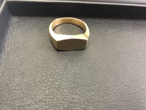 金を売りたい?お任せ下さい!!買取専門店大吉八戸店です!!