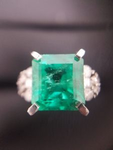 大吉あすみが丘ブランニューモール店!!エメラルドもお買取り致しております!!