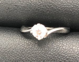 ダイヤのリングの買取は『買取専門店大吉 中野店』にお任せ下さい!!