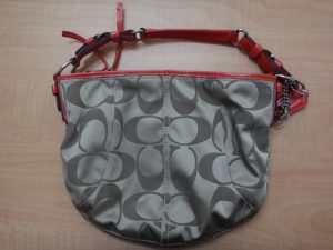 大吉調布店で買取したコーチのブランド バッグ