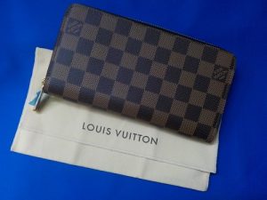 ブランド財布の買取は大吉エスモール鶴岡店にお任せください!