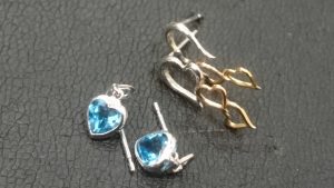 天然石付アクセサリーもお任せください！買取専門店大吉イオンタウン仙台泉大沢店です。