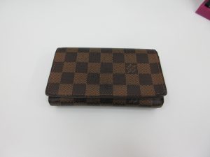 ブランド品の買取は大吉 イオンタウン山梨中央店まで!!