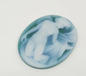 静岡で【カメオ】のブローチやネックレスを売るなら買取専門店大吉イトーヨーカドー静岡店!