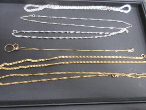 アクセサリーの買取もしています！大吉アピタ富士吉原店です！