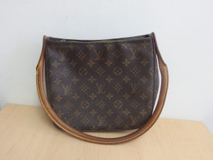 LV ルイヴィトン モノグラム ルーピング ハンドバッグ