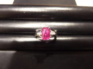 宝石の高価買取に挑戦!!関内伊勢佐木町の買取専門店 大吉です。