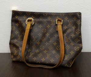 多摩市でルイヴィトンのお買取りは買取専門店 大吉 聖蹟桜ヶ丘オーパ店にお任せください!!