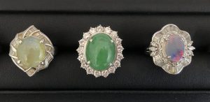 三田市で宝石を売るなら、三田駅前の大吉キッピーモール三田店へお任せください。